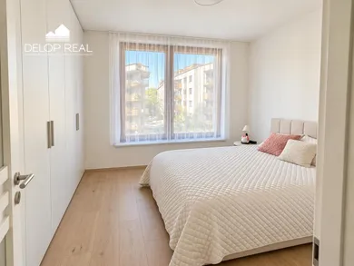 Na prenájom 2-izbový byt, 43 m², Bratislava-Staré Mesto, Košická