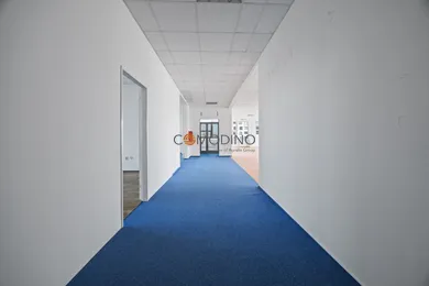 Na predaj komerčné, 527 m², Bratislava-Dúbravka, Drobného