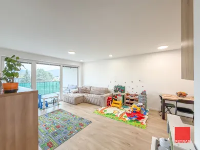 Na prenájom 2-izbový byt, 60 m², Prievidza, T. Vansovej