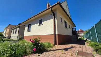 Na predaj 3-izbový dom, 150 m², Piešťany, Vysoká