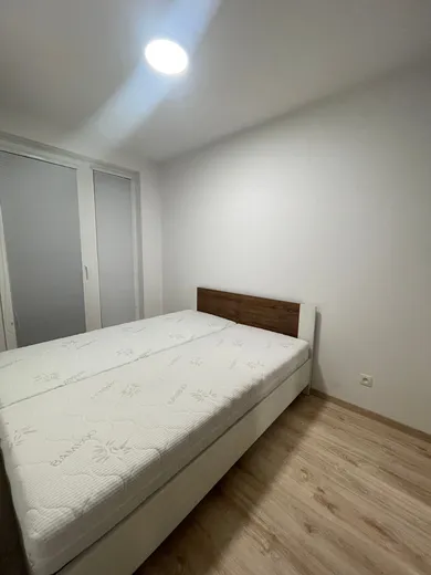 Na prenájom 1-izbový byt, 37 m², Trnava, Priečna ulica