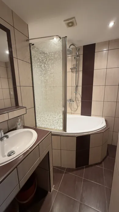 Na predaj 2-izbový byt, 56 m², Hriňová, Školska