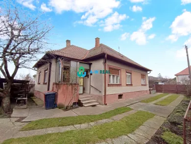 Na predaj dom, 131 m², Orechová Potôň
