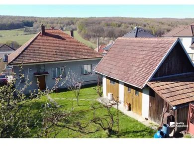 Na predaj 4-izbový dom, 600 m², Krajné