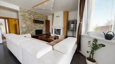 Na predaj dom, 214 m², Pezinok, Záhumenice