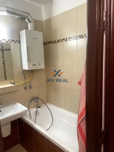 Na prenájom 2-izbový byt, 40 m², Bratislava-Ružinov, Miletičova