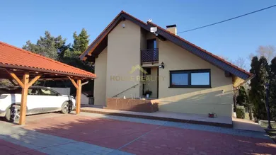 Na predaj 9-izbový dom, 314 m², Nová Dedinka