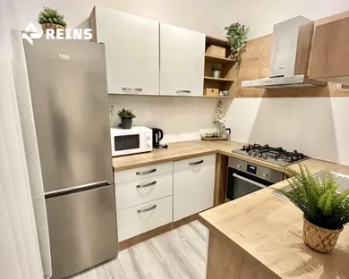 Na predaj 2-izbový byt, 48 m², Bratislava-Staré Mesto, Panská