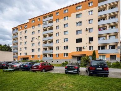 Mieszkania na wynajem, 2-pokojowe, Prievidza · €530