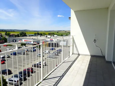 Na predaj 3-izbový byt, 64 m², Senica, Senica / Sotinská