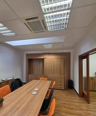 Komerčné priestory na prenájom, Pezinok · €1 485