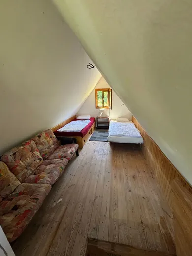 Na predaj rekreačný dom, Bratislava-Devín, Devínska cesta