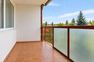 Na prenájom 3-izbový byt, 69 m², Bratislava-Lamač, Bakošova