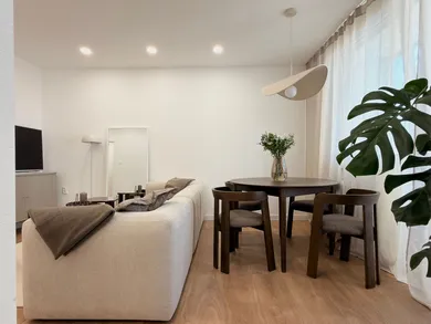 Na predaj 3-izbový byt, 69 m², Levice, Dopravná ul.