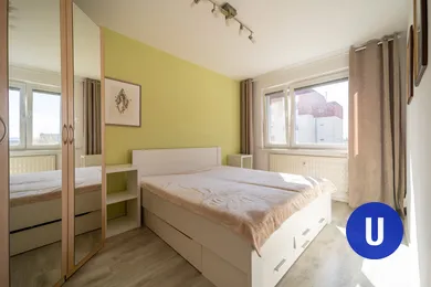 Na prenájom 2-izbový byt, 48 m², Bratislava-Staré Mesto, Mozartova