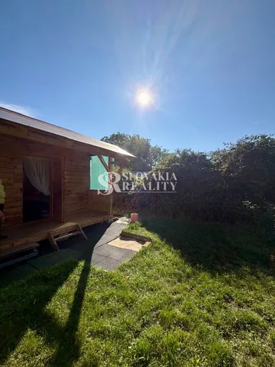 Na predaj pozemok, 369 m², Nitra