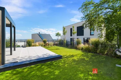 Na predaj dom, 383 m², Bratislava-Nové Mesto