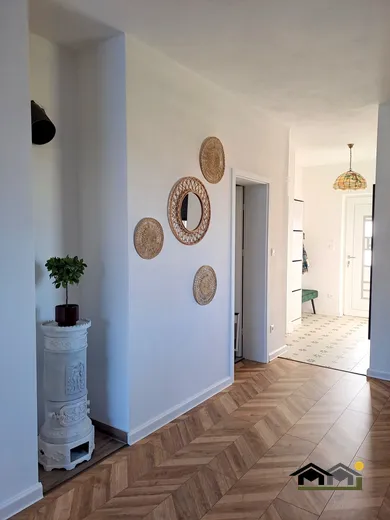 Na prenájom 4-izbový dom, 120 m², Nitra, Šalviová