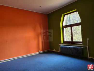 Na prenájom komerčné v Trenčín · €4 400 · Pôvodný stav
