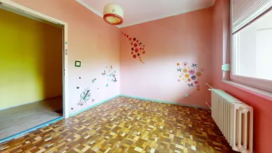 Na predaj 4-izbový byt, 64 m², Galanta, Mierová