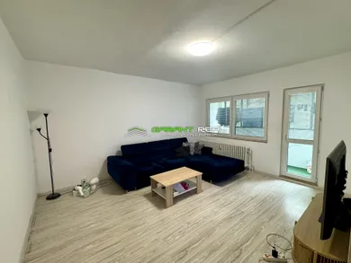Квартири в оренду, 3-кімнатні, Prešov · €520