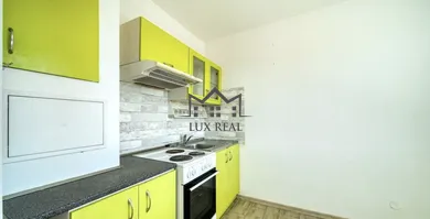 Na prenájom 1-izbový byt, 28 m², Piešťany, N. Teslu