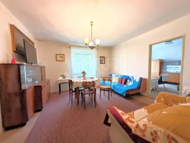 Mieszkania na sprzedaż, 3-pokojowe, Žiar nad Hronom · €130 000