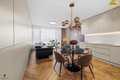 Na prenájom 3-izbový byt, 69 m², Senec, Námestie 1.mája