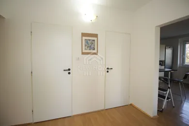 Na prenájom 3-izbový byt, 70 m², Bratislava-Ružinov, Palkovičova