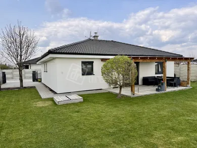 Na predaj dom v Hrubá Borša · €322 000 · Pôvodný stav