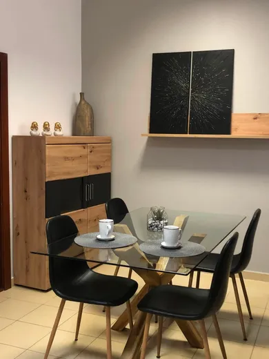 Na prenájom 2-izbový byt, 70 m², Komárno