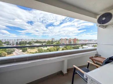 Na predaj 2-izbový byt, 47 m², Bratislava-Petržalka, Fedinova