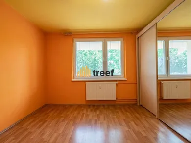Na predaj 4-izbový byt, 81 m², Trnava, Ulica Veterná