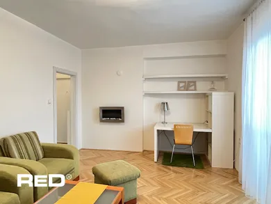 Na prenájom 3-izbový byt, 72 m², Žilina, Juraja Slottu