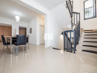 Na predaj dom, 360 m², Nitra