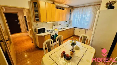 Byty na predaj 3-izbový, Prievidza · €143 000