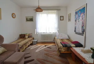 Na predaj 3-izbový byt, 66 m², Medzilaborce