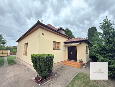 Domy na sprzedaż, 3-pokojowe, Šaľa · €240 000