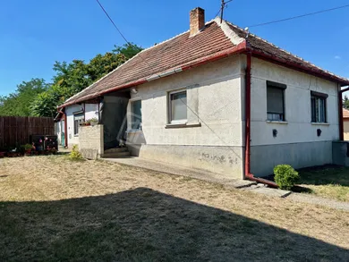 Domy na sprzedaż, Nové Zámky · €96 600