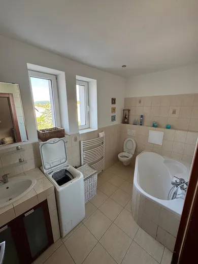 Na prenájom 3-izbový byt, 60 m², Trenčín, Študentská