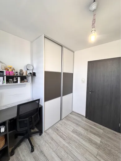 Na predaj 3-izbový byt, 61 m², Močenok
