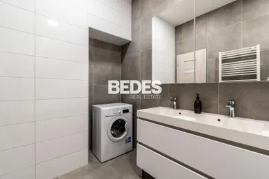 Na prenájom 3-izbový byt, 140 m², Prievidza, Nová 472/8