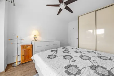 Na predaj 2-izbový byt, 53 m², Bratislava-Petržalka, Žltá