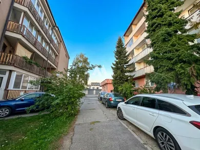 Eladó lakások, 1-szobás, Senec · €125 000