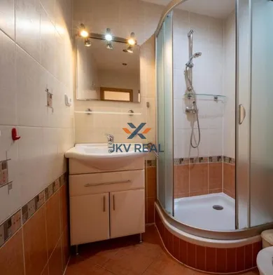 Na predaj 3-izbový byt, 75 m², Trnava, kollárová