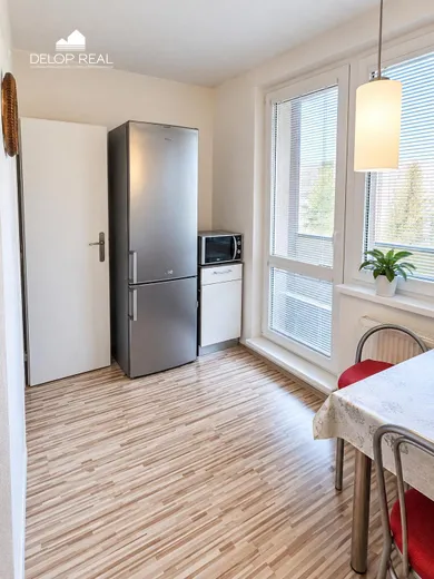 Na predaj 3-izbový byt, 72 m², Nové Zámky, Komárňanská