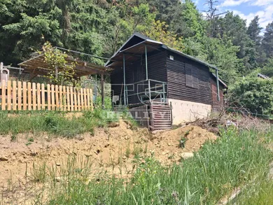 Na predaj rekreačný dom, 390 m², Žilina
