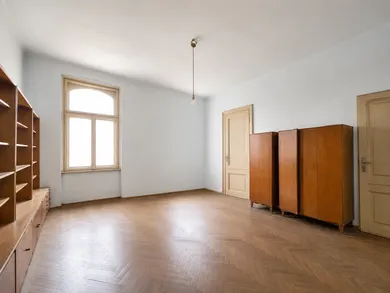Na predaj 4-izbový byt, 160 m², Bratislava-Staré Mesto, Tolstého