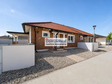 Na predaj 3-izbový dom, 71 m², Šamorín, Hlavná