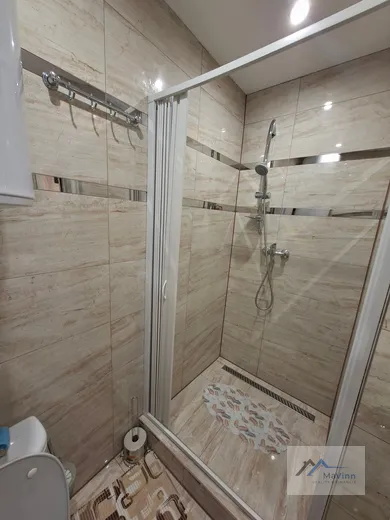 Na predaj 2-izbový dom, 64 m², Uhrovec, Partizánska